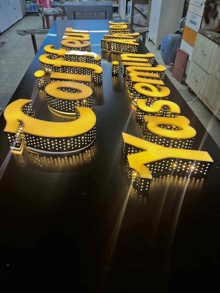 Işıklı Pleksi Kutu Harf Tabela